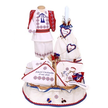 Trusou botez traditional complet badita Ioan, 3 - 6 luni , Costumas +trusou+lumanare Atelierele Cris Trusou botez traditional complet badita Ioan, 3 - 6 luni , Costumas +trusou+lumanare Atelierele Cris