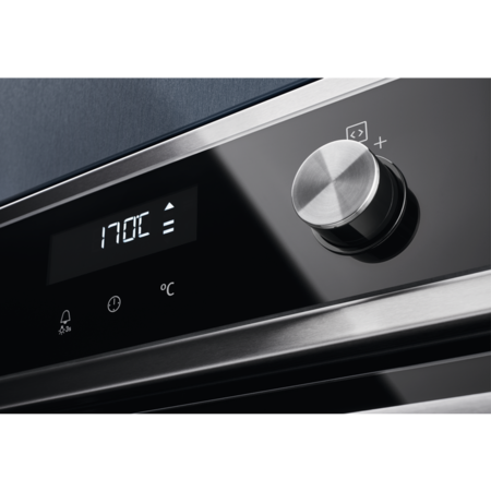 Cuptor incorporabil Electrolux EOD6P71X, Electric, 72 l, Autocuratare pirolitica, Grill, Timer, SteamBake, Clasa A+, Inox/Negru