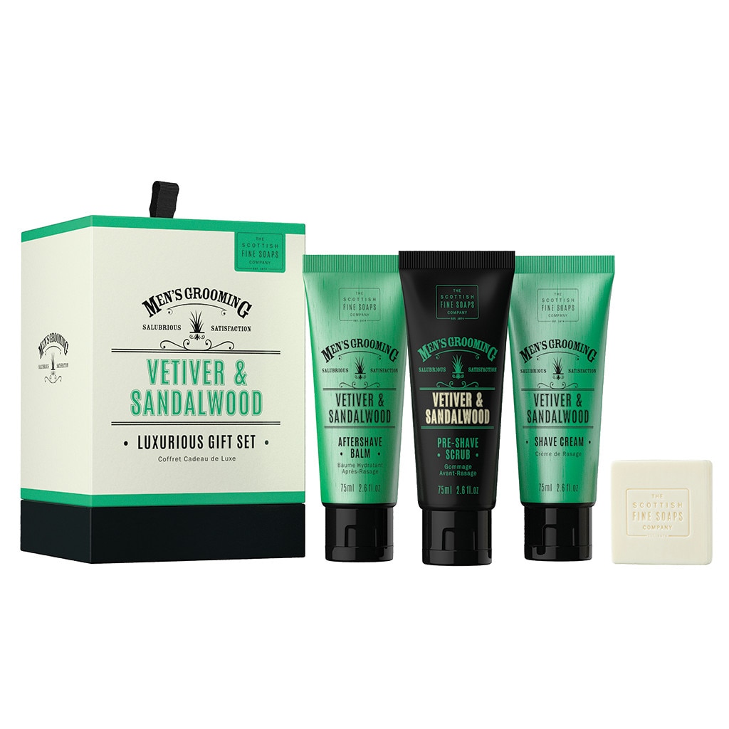 Set cadou ingrijire barba si ten, VETIVER & SANDALWOOD, Scottish Fine Soaps, Barbatesc, Aftershave Balsam 75ml, Scrub facial 75 ml, Crema de ras 75 ml, Sapun de Lux 40 g, Fara parabeni, Barbat, After Shave