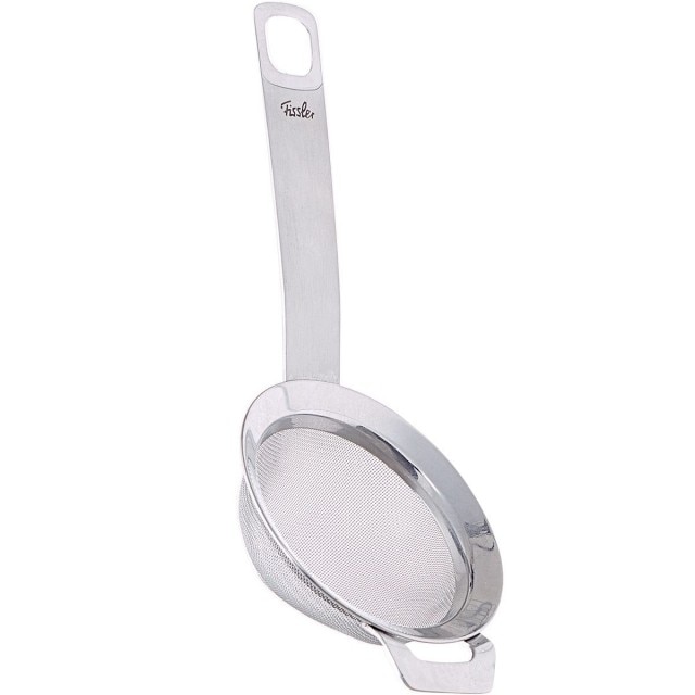 Strecuratoare Fissler, Seria Q, material inox satinat, diametru 8 cm, rezistenta la temperaturi inalte
