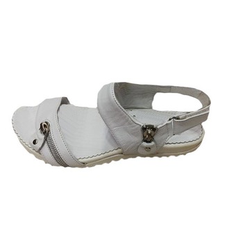 Sandale model trendy cu fermoare si talpa joasa, flexibila,D&J Exclusive, Alb Sandale model trendy cu fermoare si talpa joasa, flexibila,D&J Exclusive, Alb