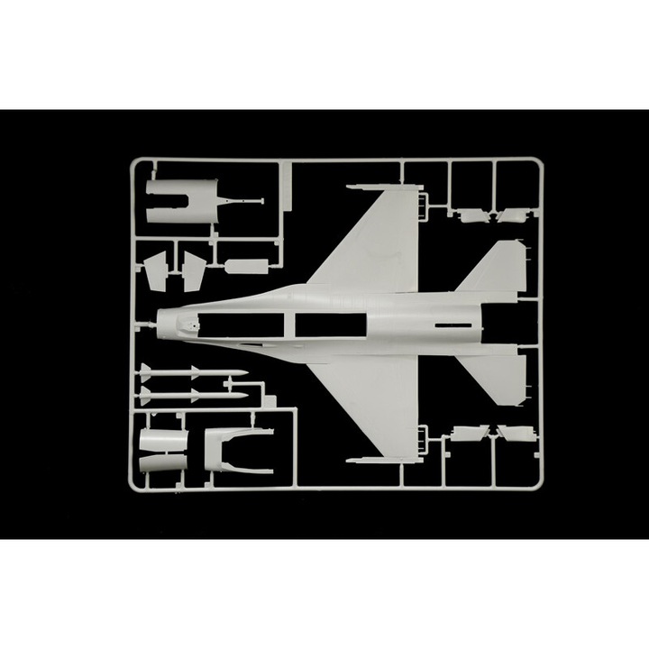 Italeri Lockheed Martin F-16A Fighting Falcon 1:48 repülőgép modell