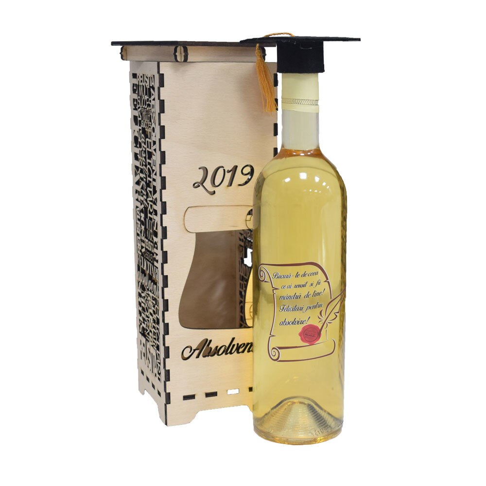 Cutie din Lemn cu Vin 7.5 dl pentru Absolvire