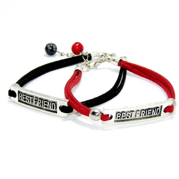 Set 2 bratari de piele, cu mesaj al prieteniei  Set 2 bratari de piele, cu mesaj al prieteniei