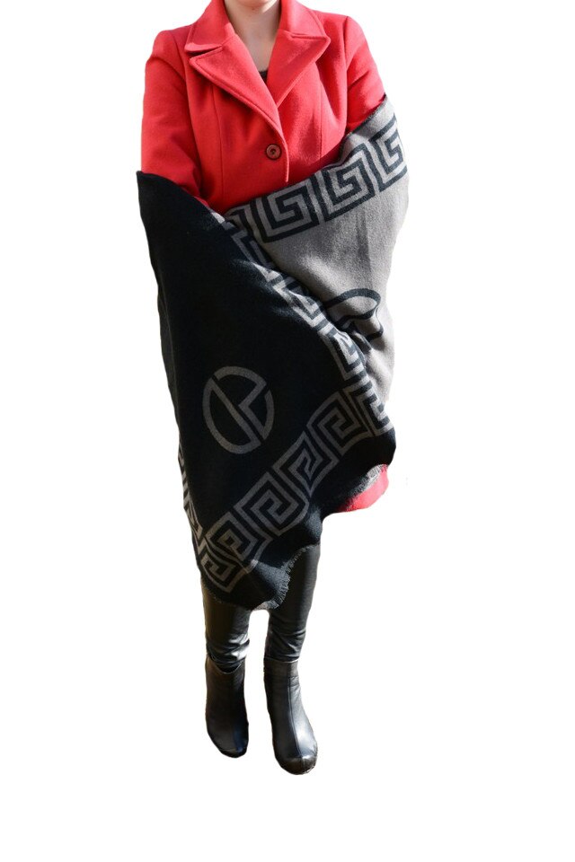 Esarfa casual cu forma dreptunghiulara, de culoare gri, cu model negru,D&J Exclussive