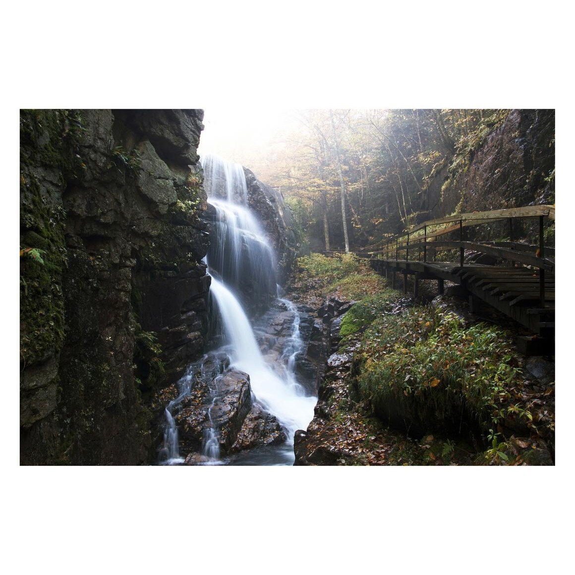 Fototapet Cascade - BL-16, 100 x 150 cm