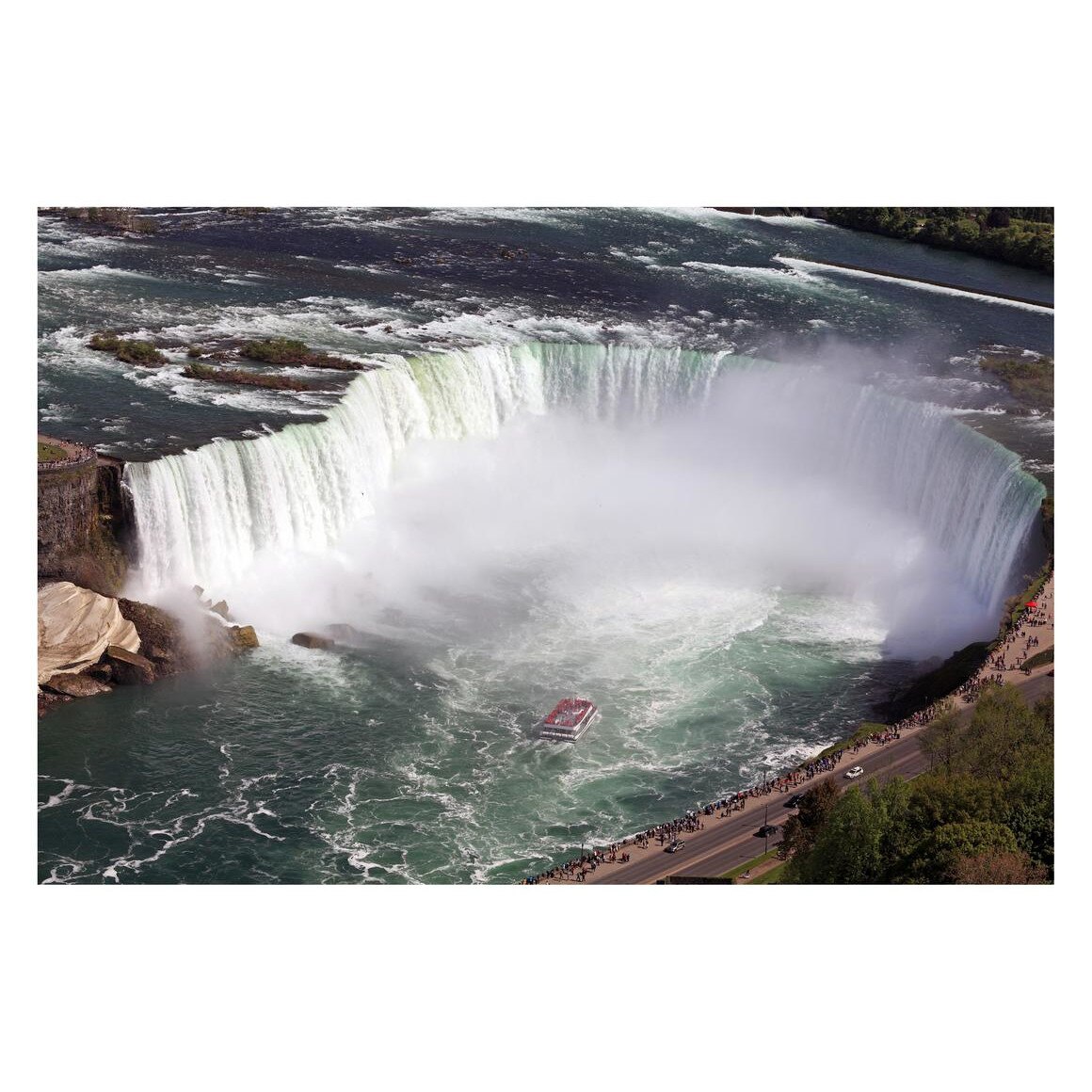 Fototapet Cascade - BL-66, 100 x 150 cm