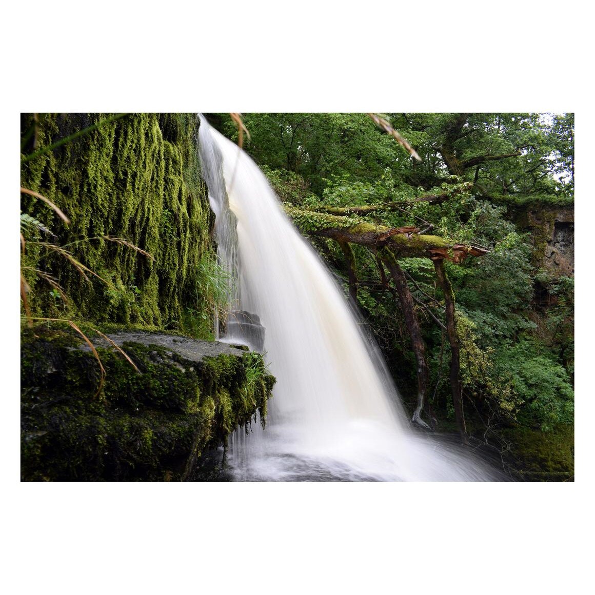 Fototapet Cascade - BL-28, 100 x 150 cm