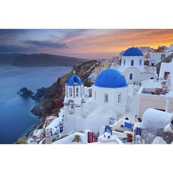 Fototapet Santorini in apus de soare 300 x 200 cm Fototapet Santorini in apus de soare 300 x 200 cm