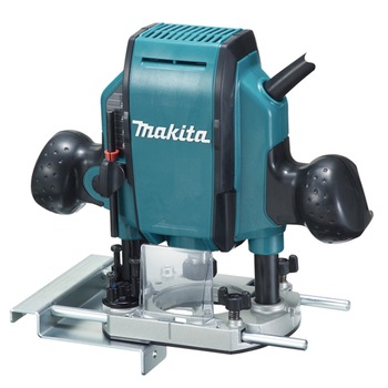 Masina de frezat verticala Makita RP0900, 900 W, 27.000 RPM, 35 mm adancime maxima frezare, 4 m/s² vibratii frezare Masina de frezat verticala Makita RP0900, 900 W, 27.000 RPM, 35 mm adancime maxima frezare, 4 m/s² vibratii frezare