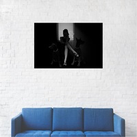 tablou canvas femeia cu paznici patrupezi 20 x 30 cm imagen 4_0_
0
