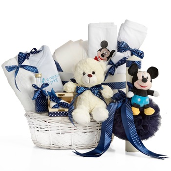 Cos cadou Botez Joy Bebe- Lumanare si Trusou Botez, cadou Nasi, 12 Piese Cos cadou Botez Joy Bebe- Lumanare si Trusou Botez, cadou Nasi, 12 Piese