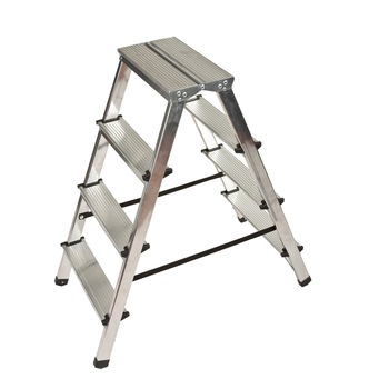 Scara metal aluminiu este ideala pentru uz casnic si exploatari usoare,2 x 4 trepte Scara metal aluminiu este ideala pentru uz casnic si exploatari usoare,2 x 4 trepte