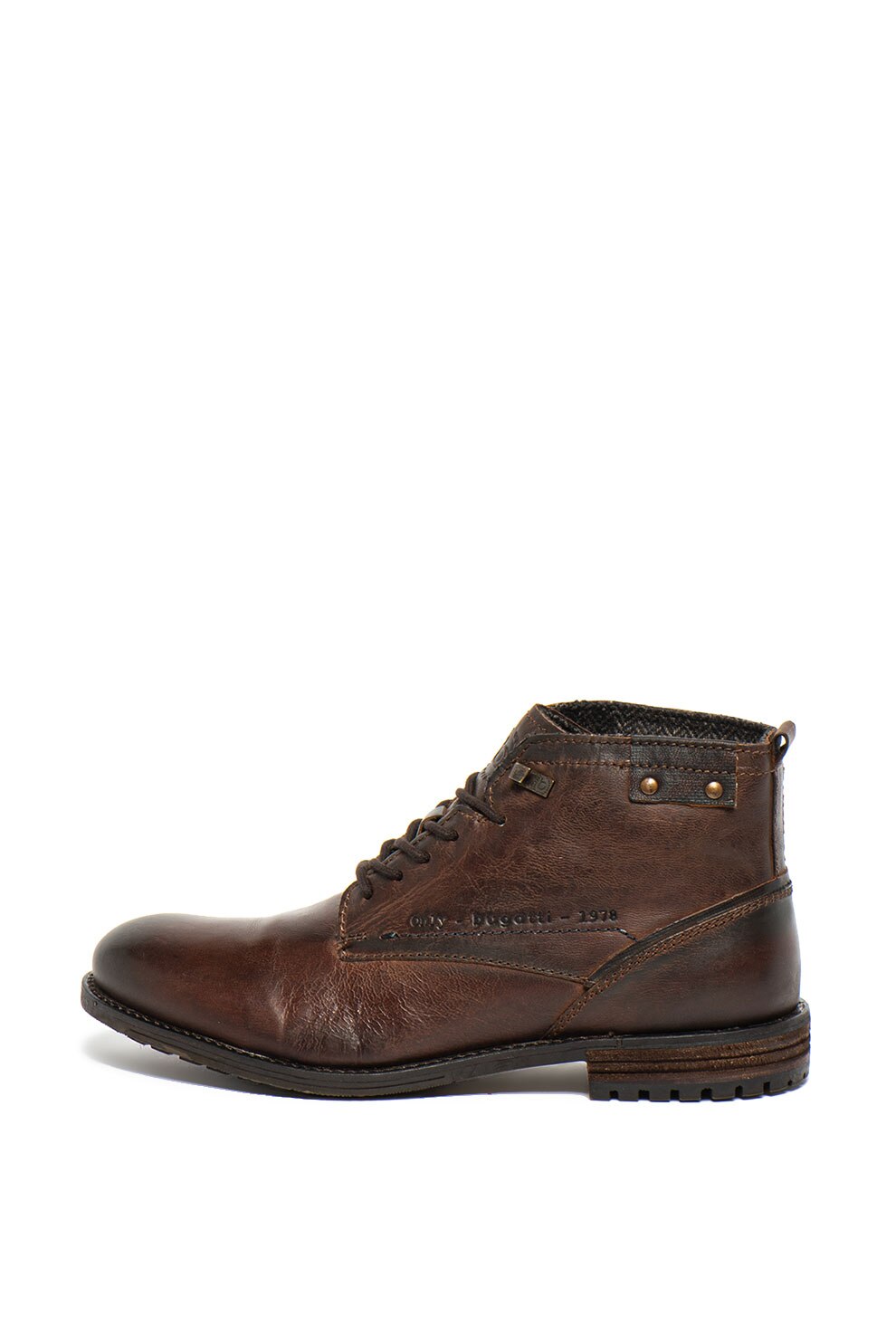 Bugatti, Ghete de piele cu detaliu logo stantat