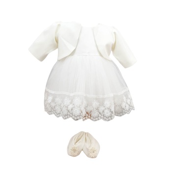 Rochie botez, cu maneca scurta, culoare alba, varsta 6 luni Rochie botez, cu maneca scurta, culoare alba, varsta 6 luni