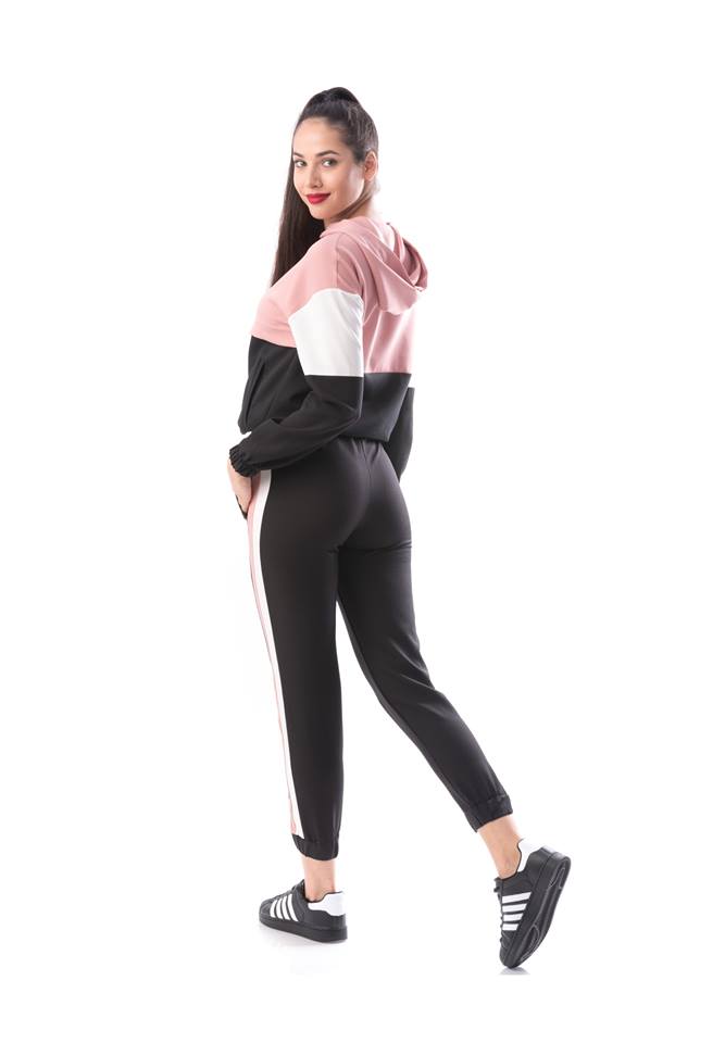 Trening Roz Oversize Trening dama oversize, negru cu roz, masura S - eMAG.ro