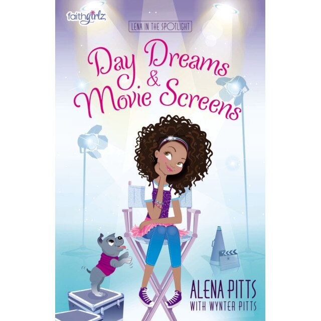 Day Dreams and Movie Screens de Alena Pitts