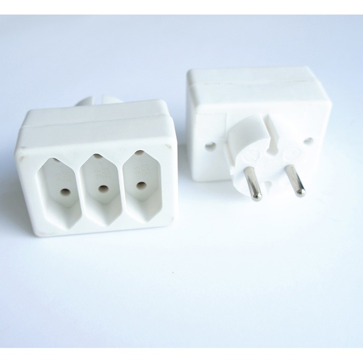 Разклонител за контакт 3-ка без кабел бял 220V 2,5A