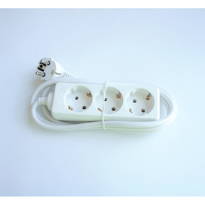 Разклонител за контакт 3-ка бял 1,5m 220V 16A