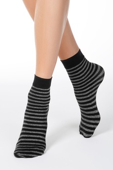 Sosete din poliamida cu model dungat si lurex, Conte Elegant Fantasy 126CP, Negru 36-39 Sosete din poliamida cu model dungat si lurex, Conte Elegant Fantasy 126CP, Negru 36-39