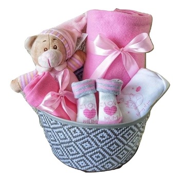 Cos Cadou Baby Shower cu Balon It`s A Girl, 8 Piese Cos Cadou Baby Shower cu Balon It`s A Girl, 8 Piese