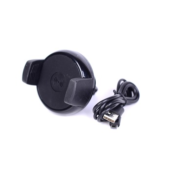 Suport Auto Royal Amobis AIR S-114, cu incarcator wireless Qi pentru un telefon, pentru ventilatie, Negru Suport Auto Royal Amobis AIR S-114, cu incarcator wireless Qi pentru un telefon, pentru ventilatie, Negru