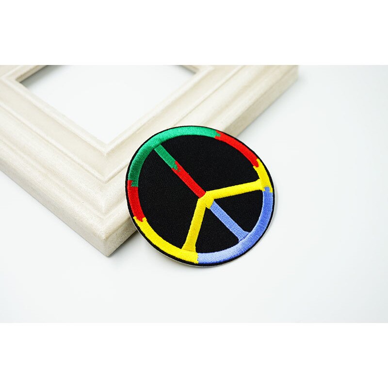 Petic textil / patch brodat World Peace Sign / Semnul pacii 7.5x7.5 cm ...