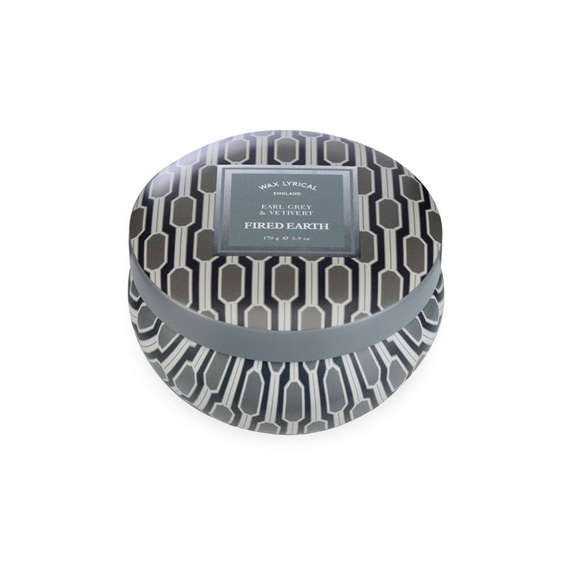 Lumanare in cutie metalica, Wax Lyrical, alb-gri, cu aroma Earl Grey & Vetivert, 170g