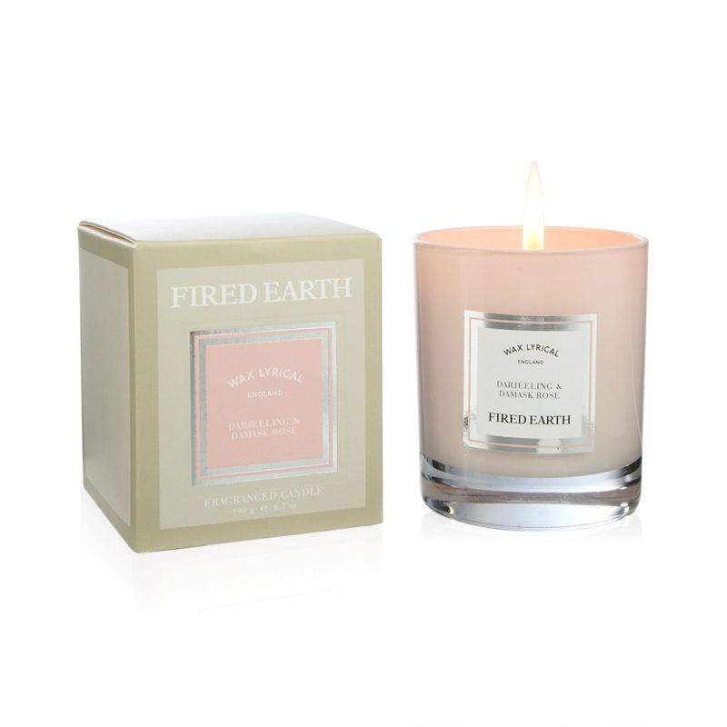 Lumanare in suport din sticla, Wax Lyrical, roz-alb, cu aroma Damask Rose and Darjeeling, 190g