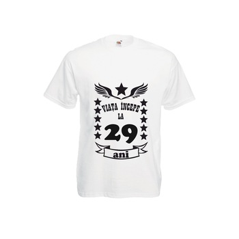 Tricou barbatesc personalizat viata incepe la 29 ani alb L Tricou barbatesc personalizat viata incepe la 29 ani alb L