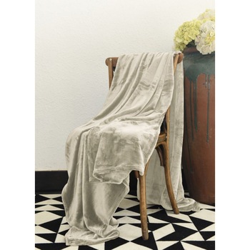 Patura-cuvertura cu 2 fete, imitatie blana Kring Solis, 200x200 cm, 300 gsm, bej Patura-cuvertura cu 2 fete, imitatie blana Kring Solis, 200x200 cm, 300 gsm, bej