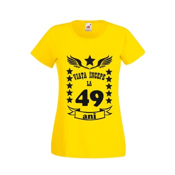 Tricou personalizat dama Fruit of the loom Viata incepe la 49 ani, galben, 2XL Tricou personalizat dama Fruit of the loom Viata incepe la 49 ani, galben, 2XL