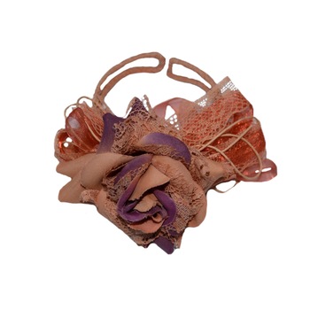 Bratara in forma de trandafir, D&J Exclussive, maro deschis Bratara in forma de trandafir, D&J Exclussive, maro deschis