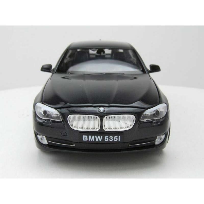 Macheta auto BMW 535i F10 (2010) negru 1:24 Welly - eMAG.ro