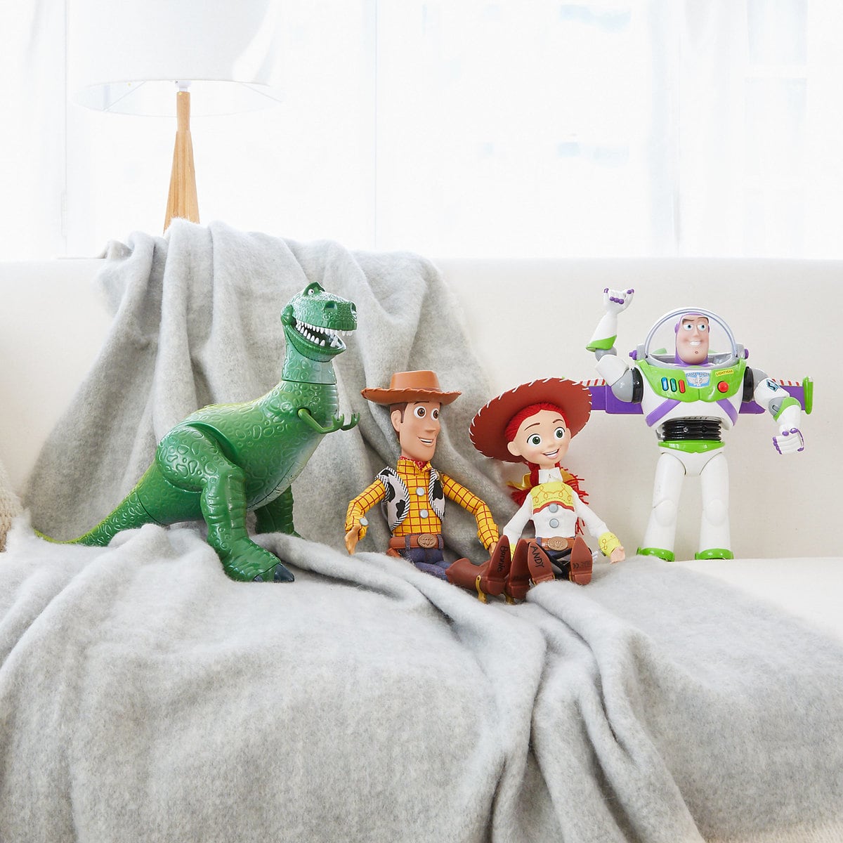 fairy Consulate Be excited Jucarie Woody interactiva - Toy Story 4 - eMAG.ro