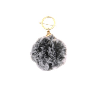 Breloc din puf alb cu negru Breloc din puf alb cu negru