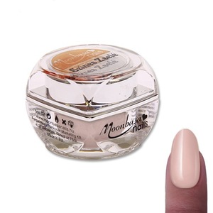 Körömdíszítők és műkörmös kellékek