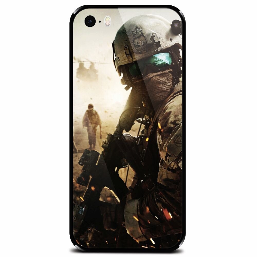 Husa din sticla securizata pentru Apple iPhone 5, Battlefield