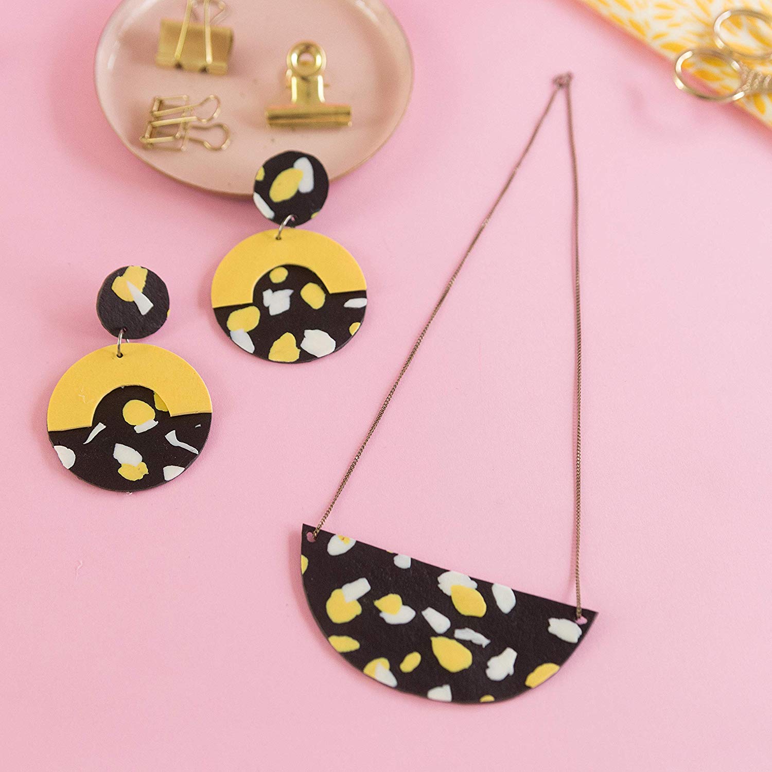 Lut polimeric Fimo Leather Effect Saffron yellow pentru modelaj STH-8010-109