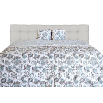 Set Cuvertura cu doua fete si pernute decor, Matlasata, Colectia Luxurio, Traviata Rivoli, 220x240 cm, verde Set Cuvertura cu doua fete si pernute decor, Matlasata, Colectia Luxurio, Traviata Rivoli, 220x240 cm, verde