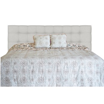 Set Cuvertura cu doua fete si pernute decor, Matlasata, Colectia Luxurio, Rivoli Traviata, 220x240 cm, verde Set Cuvertura cu doua fete si pernute decor, Matlasata, Colectia Luxurio, Rivoli Traviata, 220x240 cm, verde