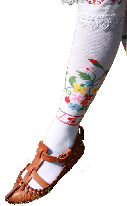 Чорапи Българка, с Фолклорни Мотиви, Модел 109