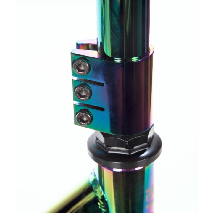 Master1, Multicolor