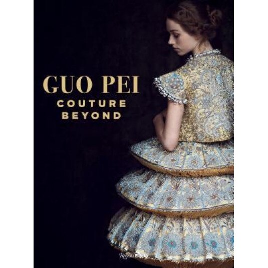 Guo Pei, Colin Douglas Gray (Author)