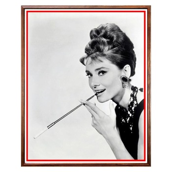 Tablou Decorativ - Club, Restaurant, Bar, Hotel, Cafenea - Audrey Hepburn - BRC-006, 40 x 50 cm Tablou Decorativ - Club, Restaurant, Bar, Hotel, Cafenea - Audrey Hepburn - BRC-006, 40 x 50 cm