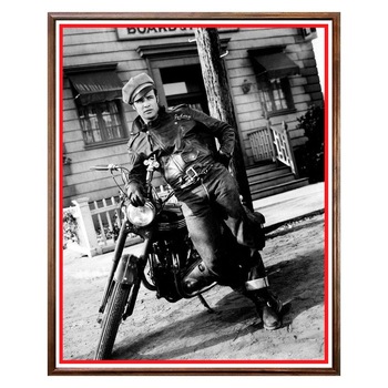 Tablou Decorativ - Club, Restaurant, Bar, Hotel, Cafenea - Marlon Brando - BRC-072, 40 x 50 cm Tablou Decorativ - Club, Restaurant, Bar, Hotel, Cafenea - Marlon Brando - BRC-072, 40 x 50 cm