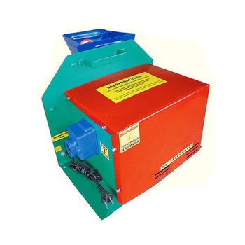 Tocatoare radacinoase cu disc, 1.8KW, 250kg/h, Razatoare BEME-169, Model 2019 Tocatoare radacinoase cu disc, 1.8KW, 250kg/h, Razatoare BEME-169, Model 2019