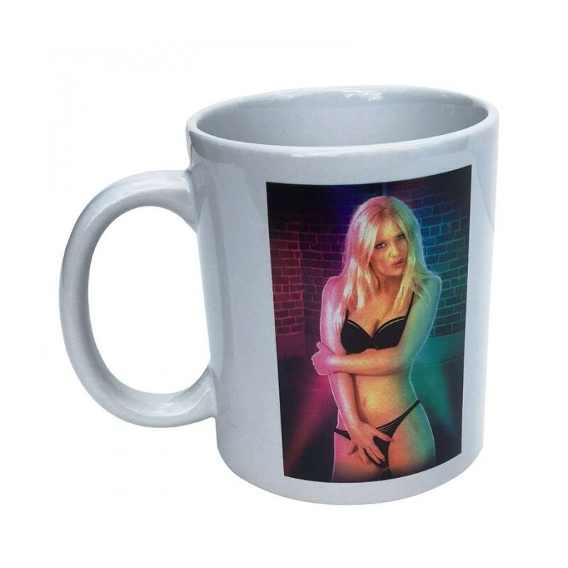 Cana Striptease Woman