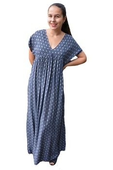 Rochie lunga, vaporoasa Flavia cu decolteu in V,D&J Exclussive, Albastru inchis Rochie lunga, vaporoasa Flavia cu decolteu in V,D&J Exclussive, Albastru inchis