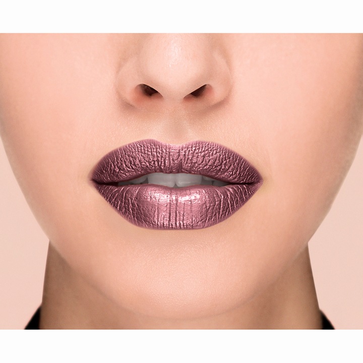 Ruj lichid mat metalizat L’Oreal Paris Rouge Signature Metallics 201 Stupefy, 7ml